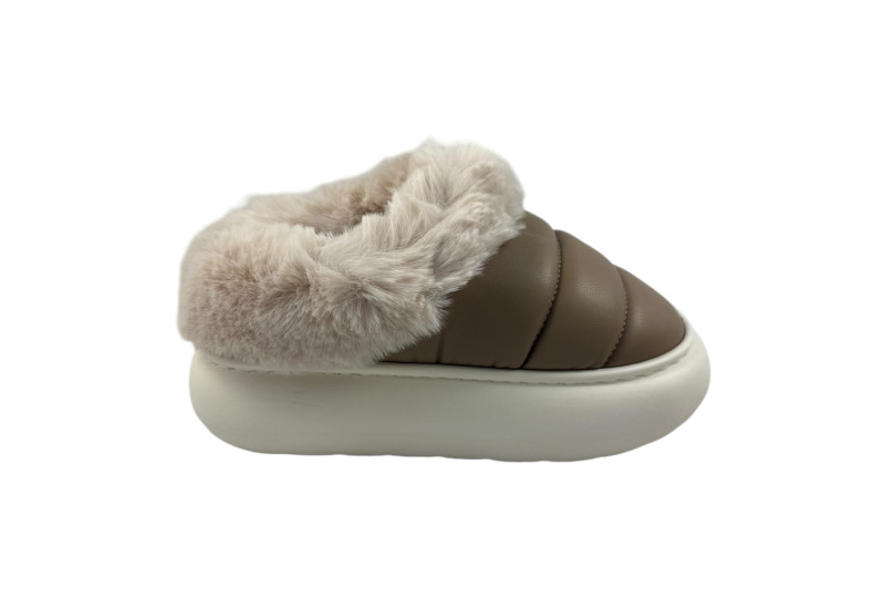 SNEAKER  SLIPPER PELO