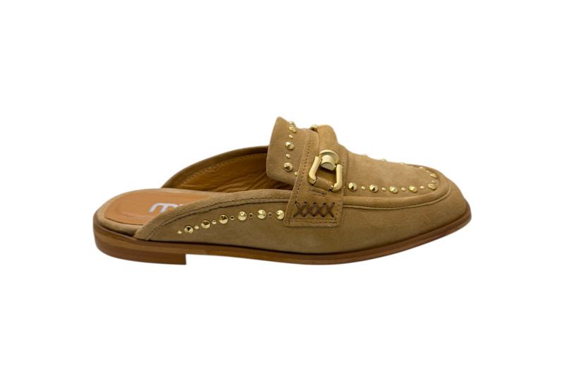 ZAPATO MULE TACHAS
