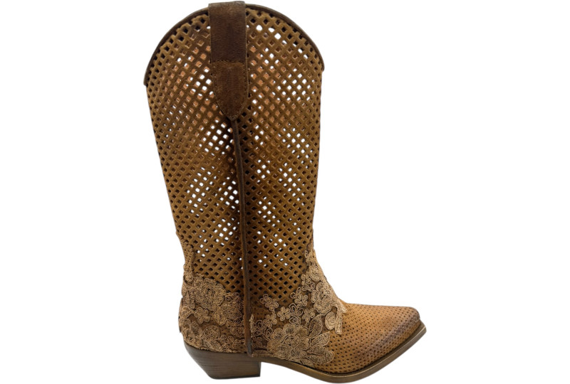 BOTA CAMPERA TROQUELADA