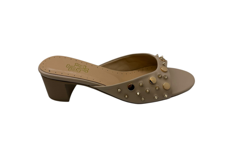 SANDALIA TACON TACHAS