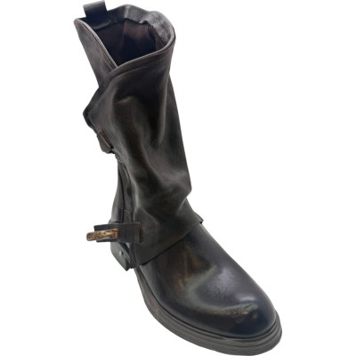 BOTA MOTERA
